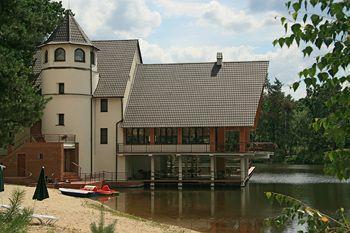 Puscha Lesnaya Hotel Irpin Exterior photo